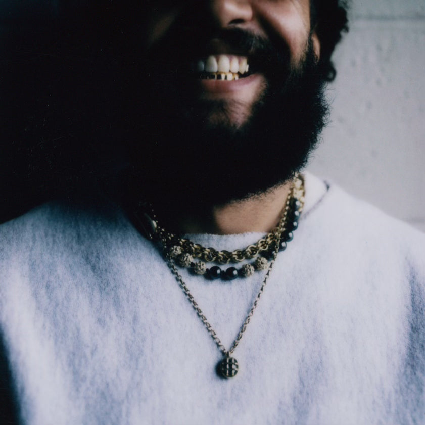 Cage Oval Pendant, Onyx